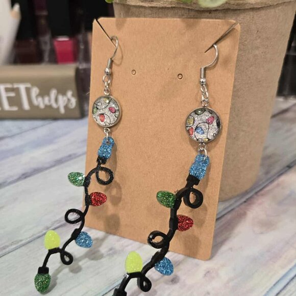 Glitter Christmas Lights Resin Earrings with Color Street Cabochons - Picture 3 of 8